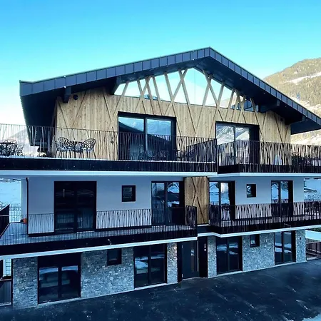 In Zillertal Near Slopes, Cleaning Included Holiday home *
